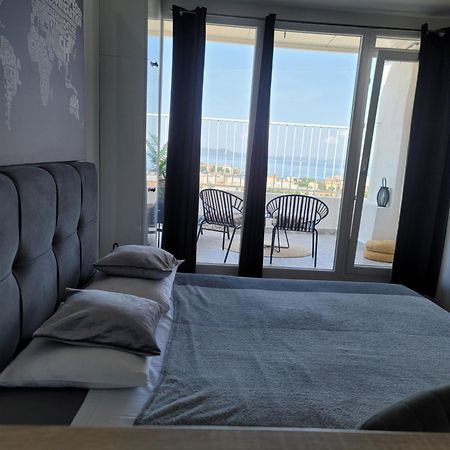 Studio Apartment Lanterna Zadar Extérieur photo
