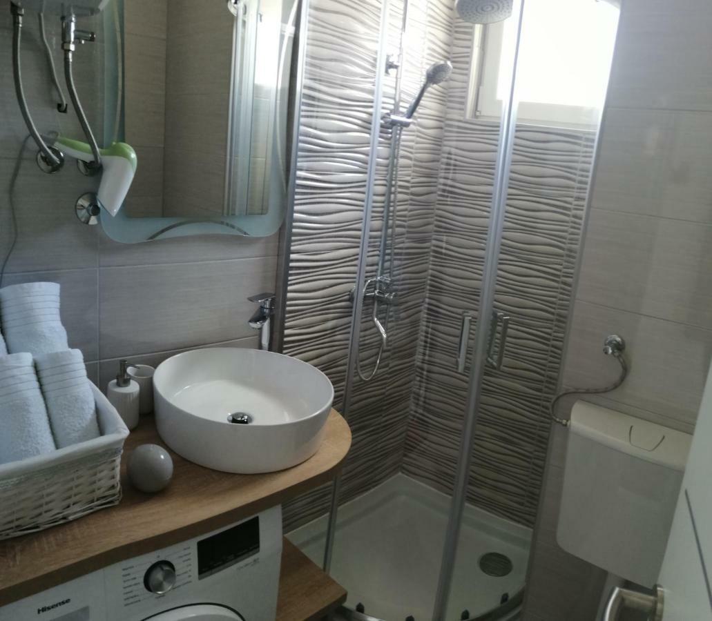 Studio Apartment Lanterna Zadar Extérieur photo